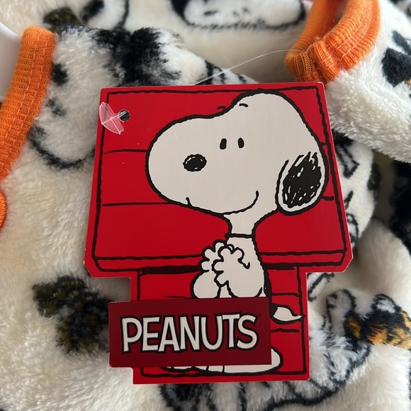 Peanuts Snoopy Halloween-Theme Footies/Onesie New w/Tag - Picture 6 of 8